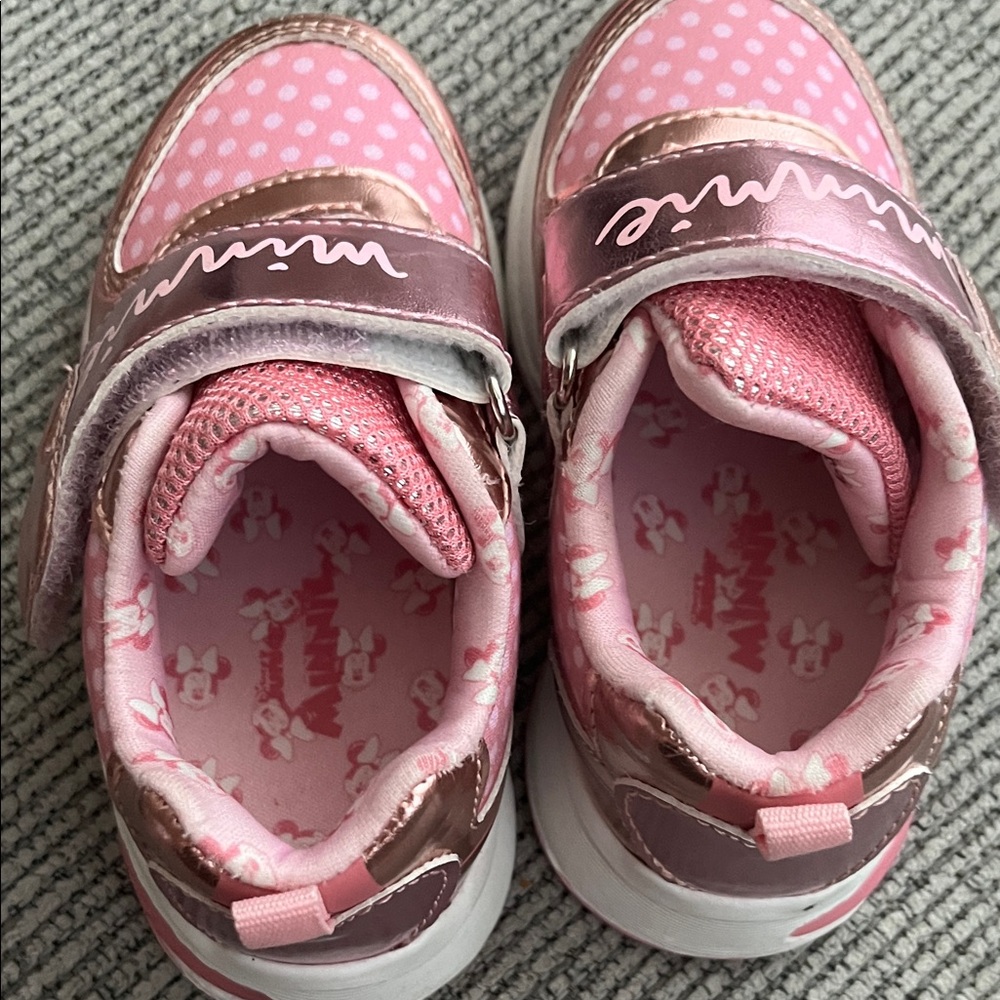 Minnie Mouse Toddler Girls Slip-On Shoe - Picture 5 of 5